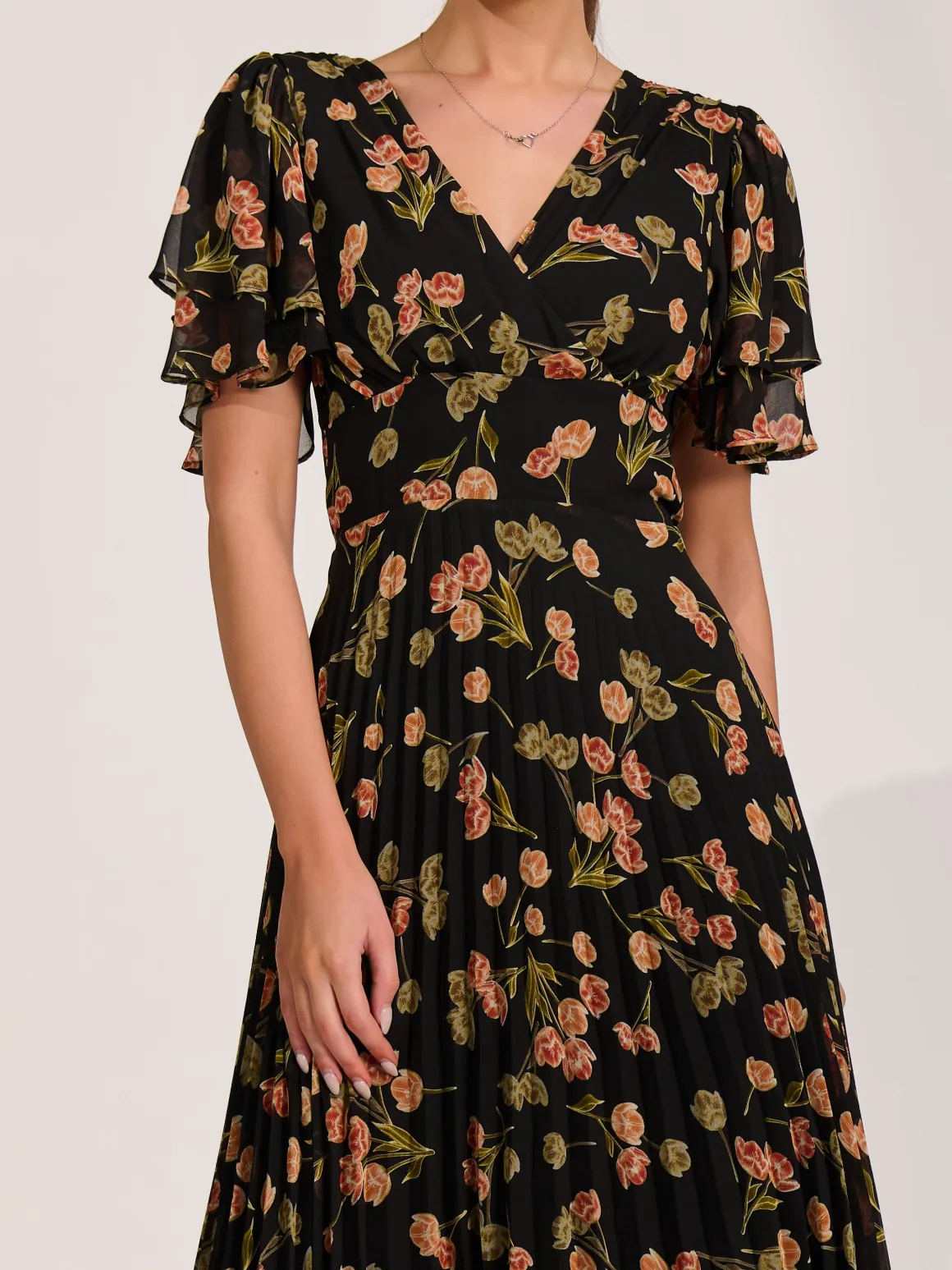 Angel Sleeve Pleated Chiffon Midaxi Dress, Black Floral
