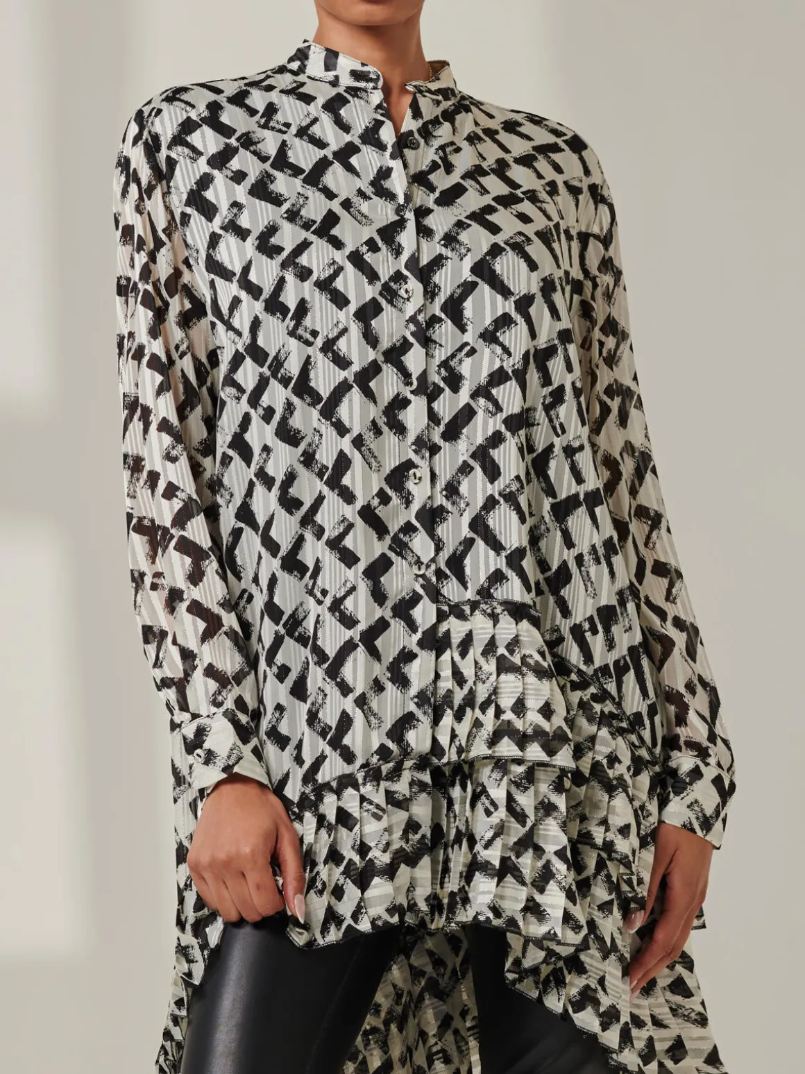 Asymmetric Tiered Hem Shirt, Black Abstract