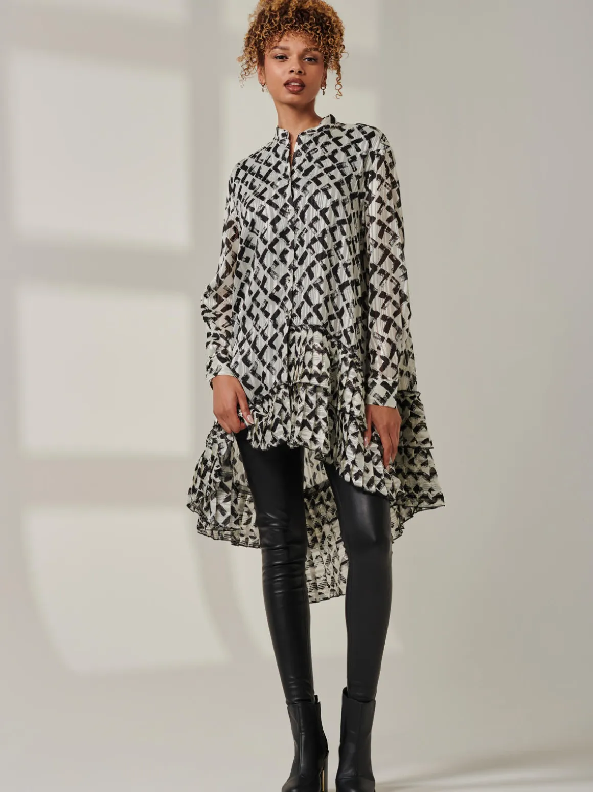 Asymmetric Tiered Hem Shirt, Black Abstract