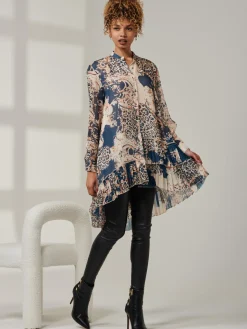 Asymmetric Tiered Hem Shirt, Teal Pattern