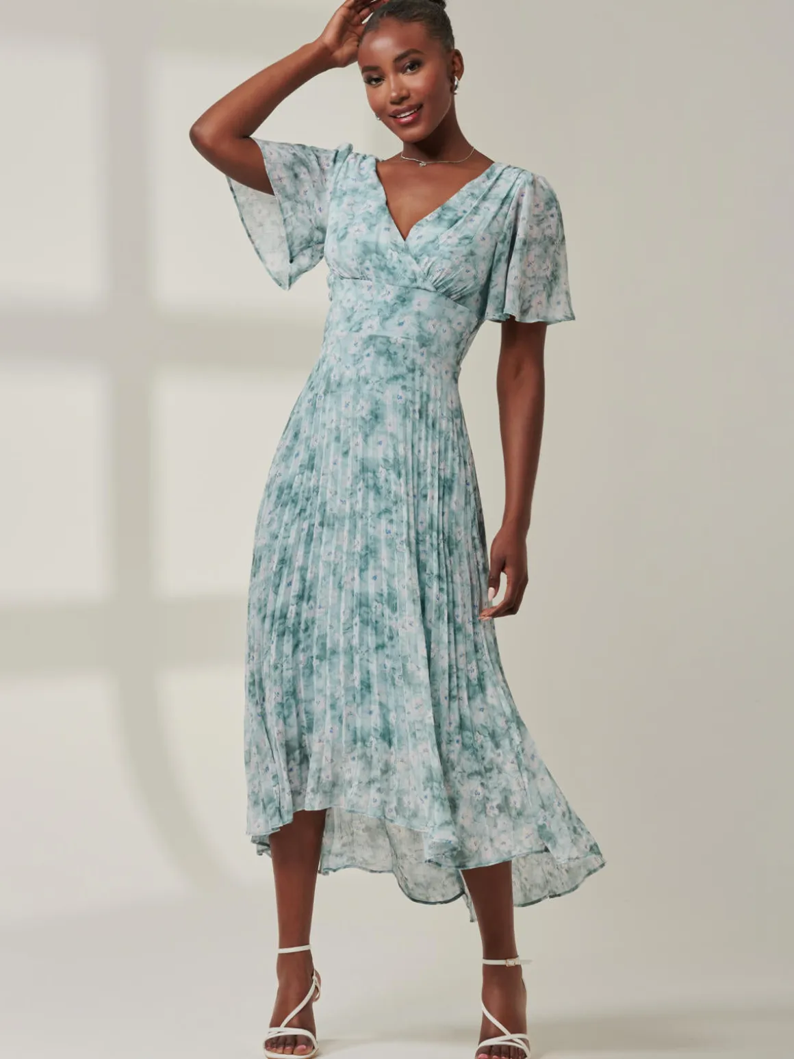 Chelsea Pleated Chiffon Dip Hem Maxi Dress, Blue Abstract