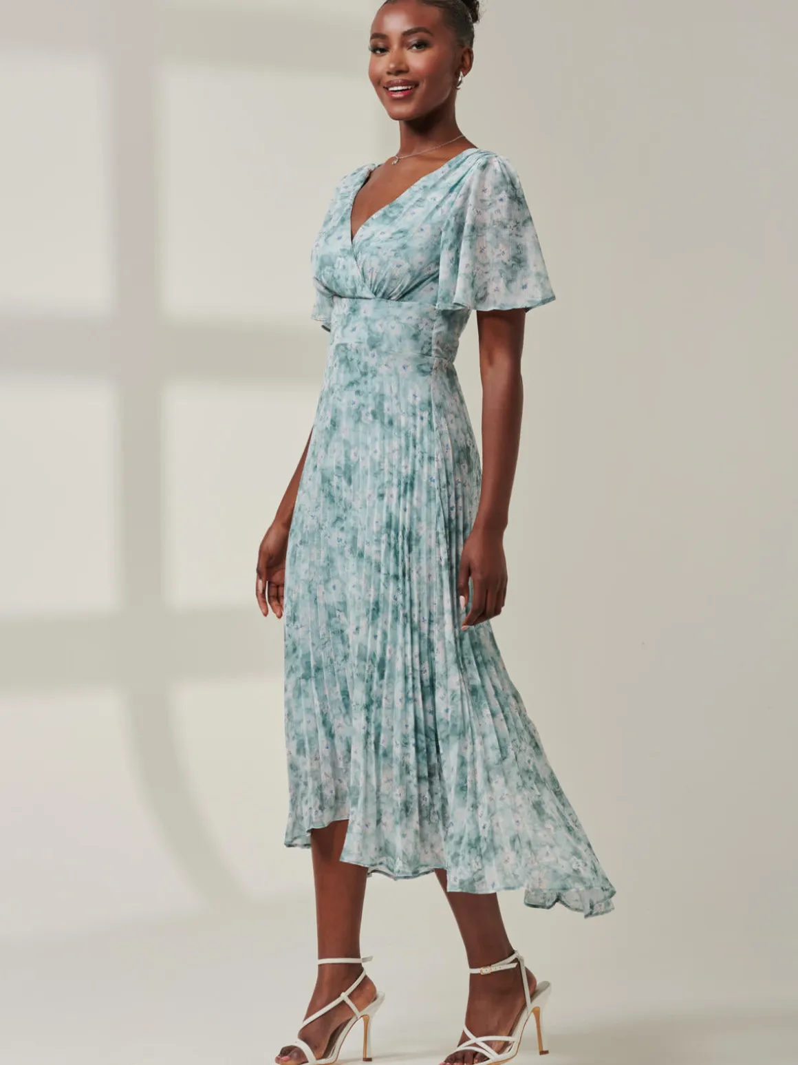 Chelsea Pleated Chiffon Dip Hem Maxi Dress, Blue Abstract