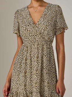 Chiffon Short Sleeve Tie Waist Mini Dress, Black Cream