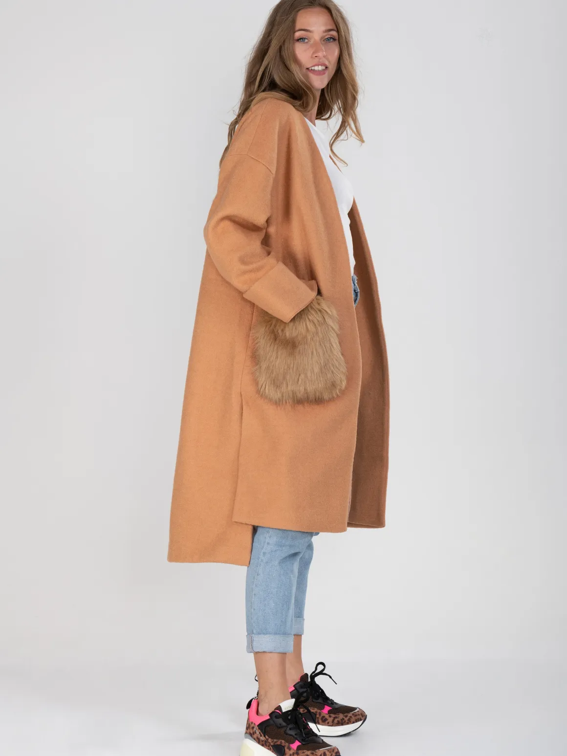 Faux Fur Pocket Padded Inner Coat, Camel