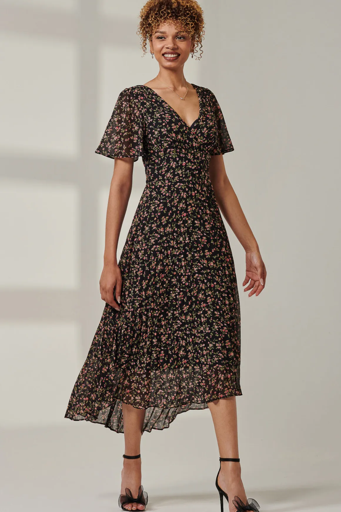 Floral Chiffon V Neck Midaxi Dress, Black Ditsy