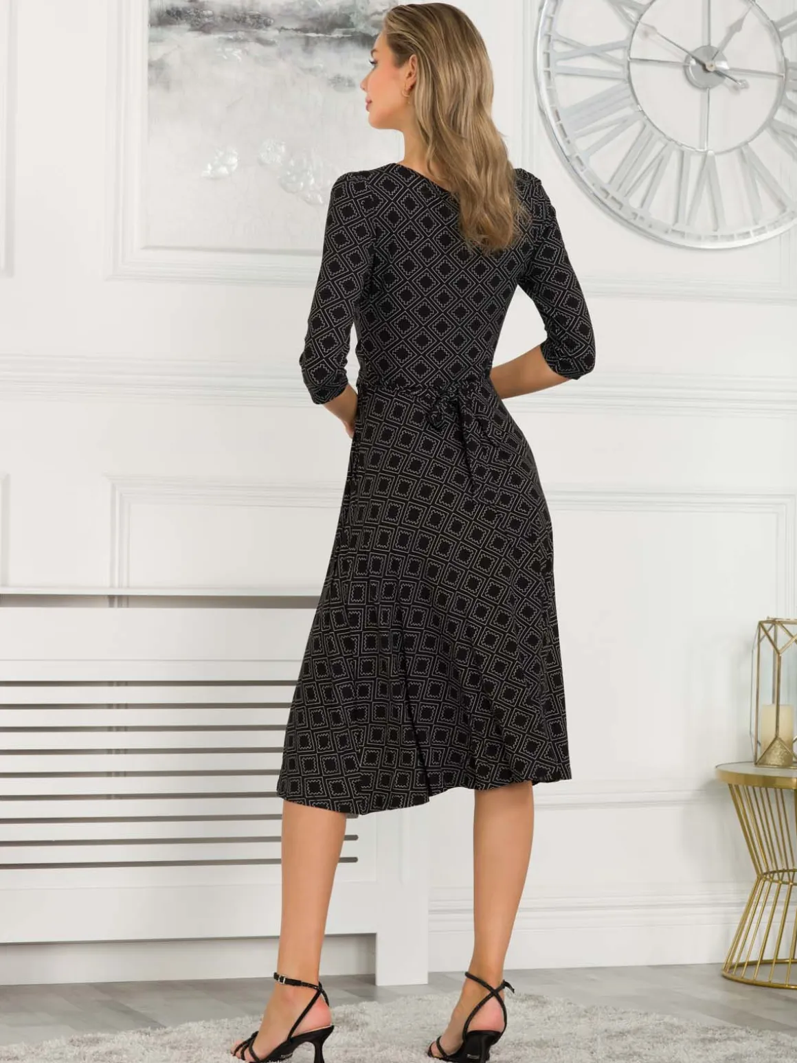 Jolie Moi Delylah V Neck Midi Dress, Black Geo