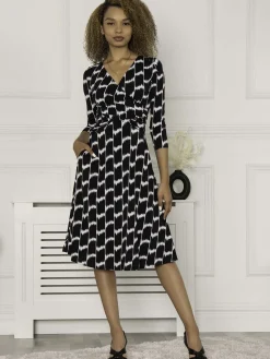 Jolie Moi Petra 3/4 Sleeve Ruched Dress, Black Geo