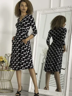 Jolie Moi Petra 3/4 Sleeve Ruched Dress, Black Geo