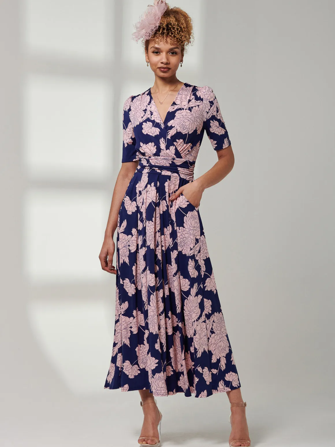 Kenzie Half Sleeve Jersey Maxi Dress, Floral Abstract