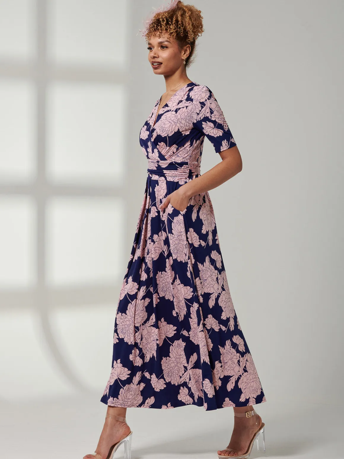 Kenzie Half Sleeve Jersey Maxi Dress, Floral Abstract