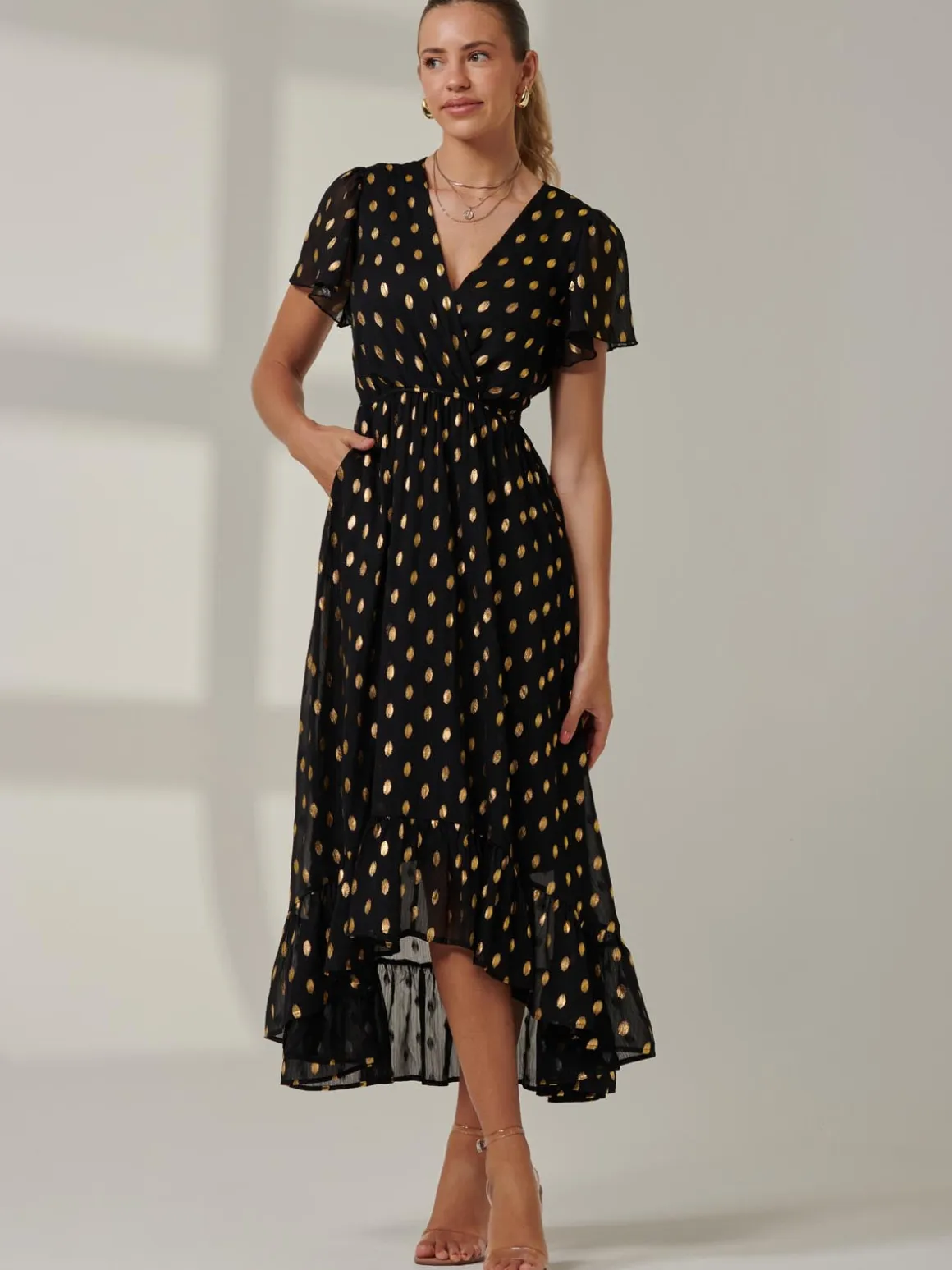 Metallic Effect Angel Sleeve Maxi Dress, Black/Gold