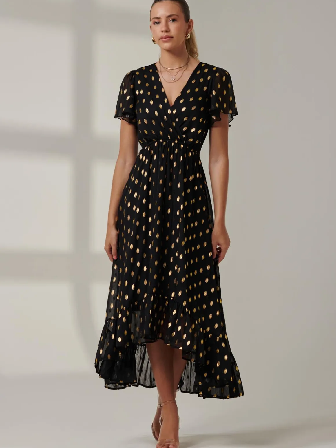 Metallic Effect Angel Sleeve Maxi Dress, Black/Gold
