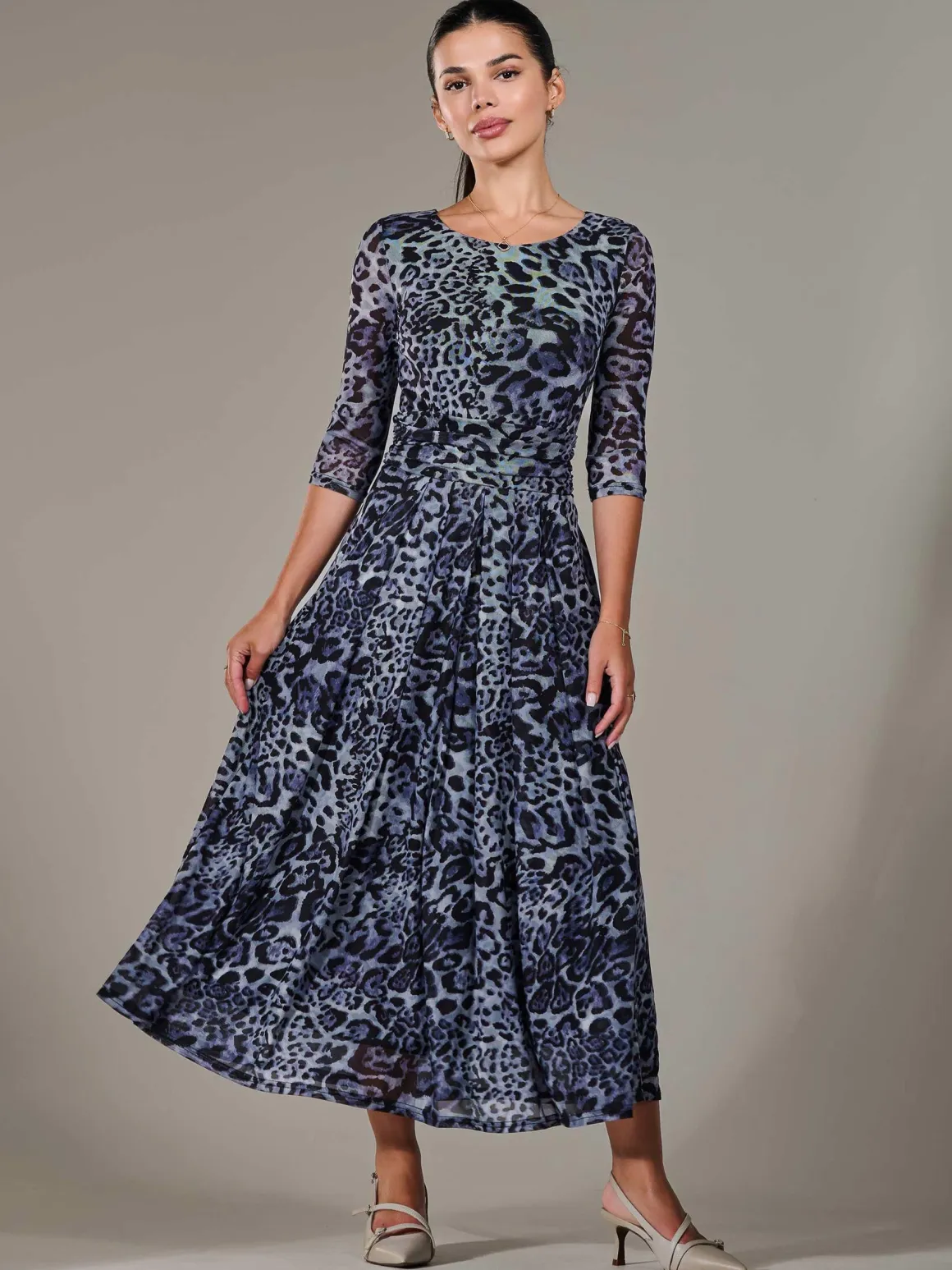Petite Pleated Half Sleeve Midi Dress, Grey Leopard