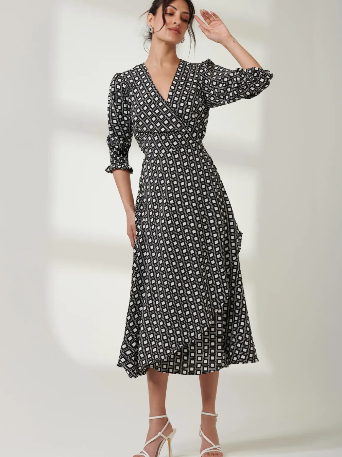 Peyton Wrap Puff Sleeve Midi Dress, Black Geo