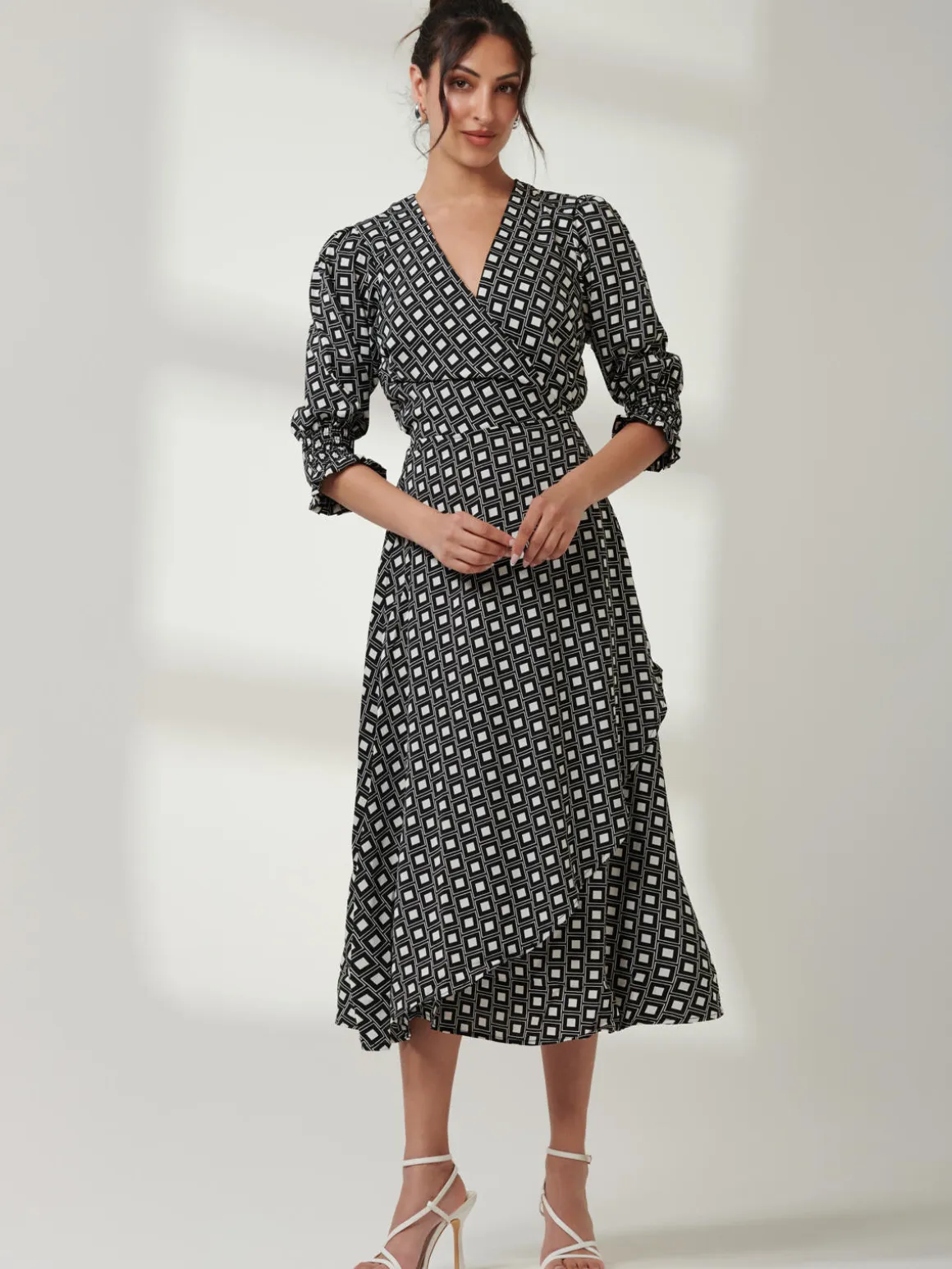 Peyton Wrap Puff Sleeve Midi Dress, Black Geo