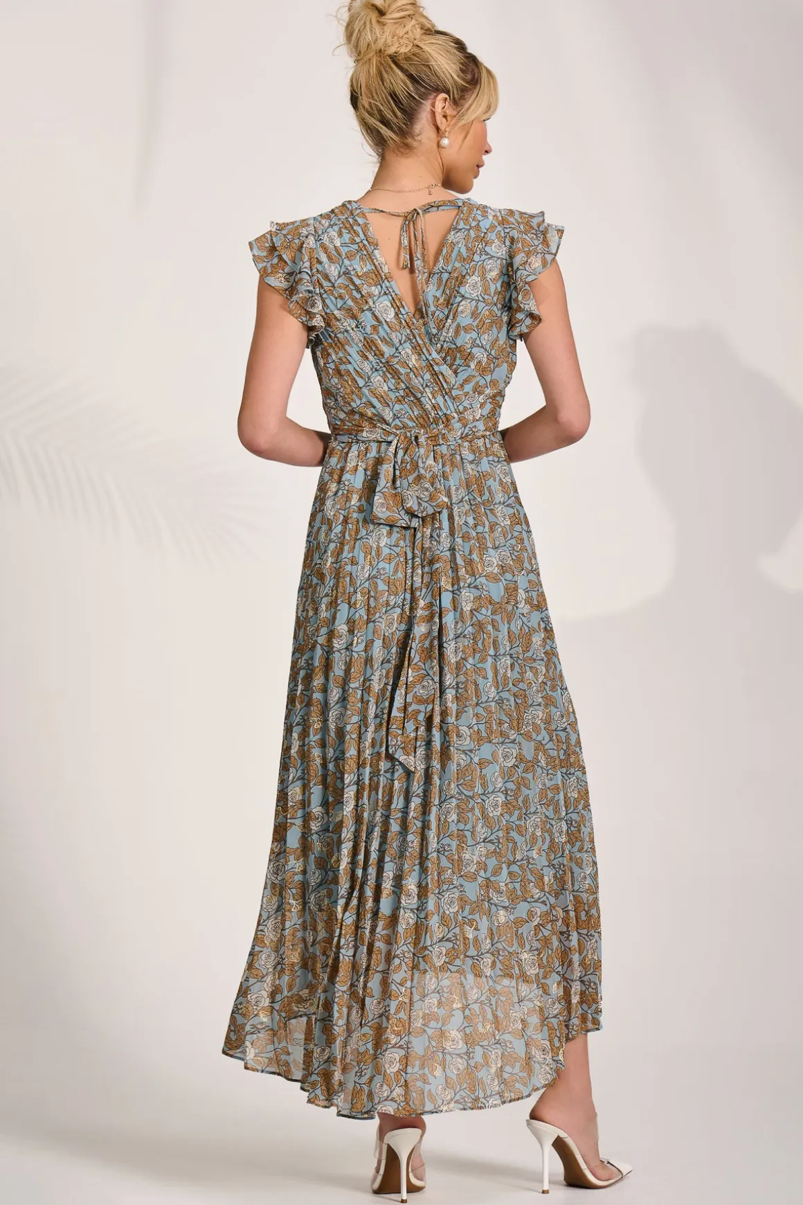 Pleated Chiffon Dip Hem Maxi Dress, Blue Floral
