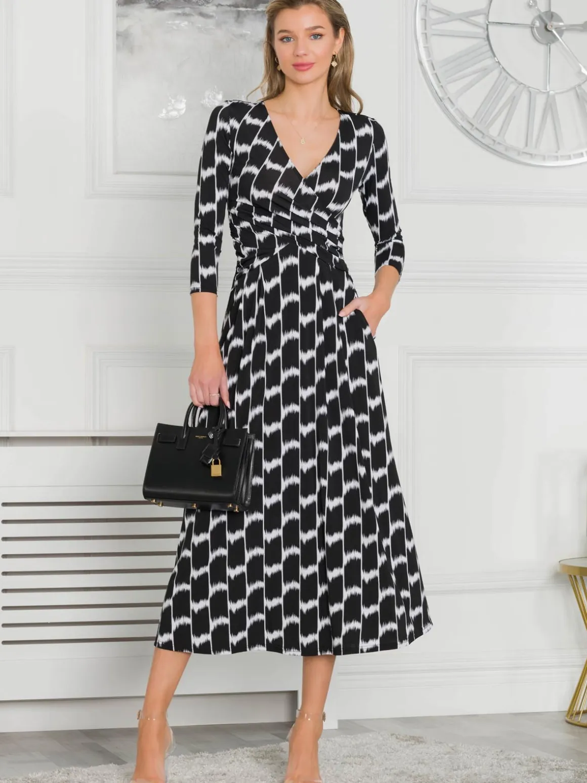 Quintella Jersey Side Split Maxi Dress, Black Geo