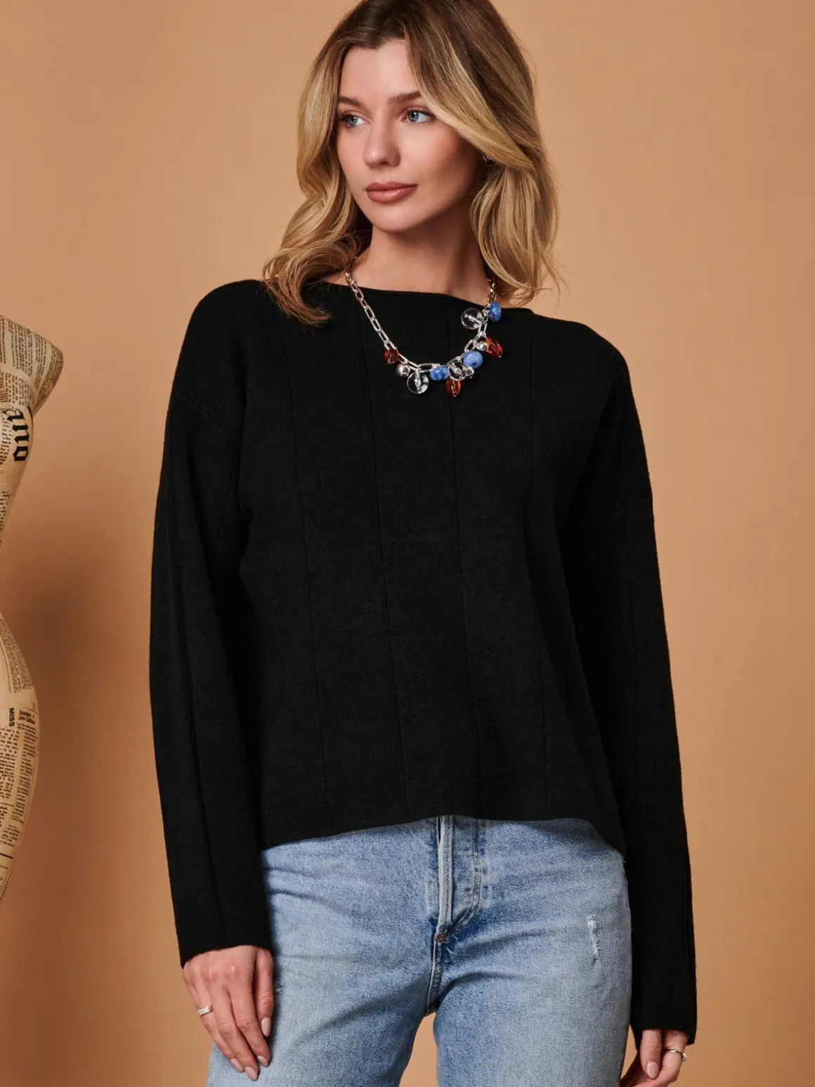 Round Neck Vertical Line Knit Top, Black
