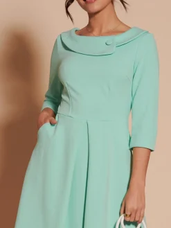 3/4 Sleeve Fold Neck Midi Dress, Light Green