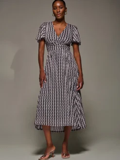 3/4 Sleeve Geo Shift Midi Dress, Black Geo