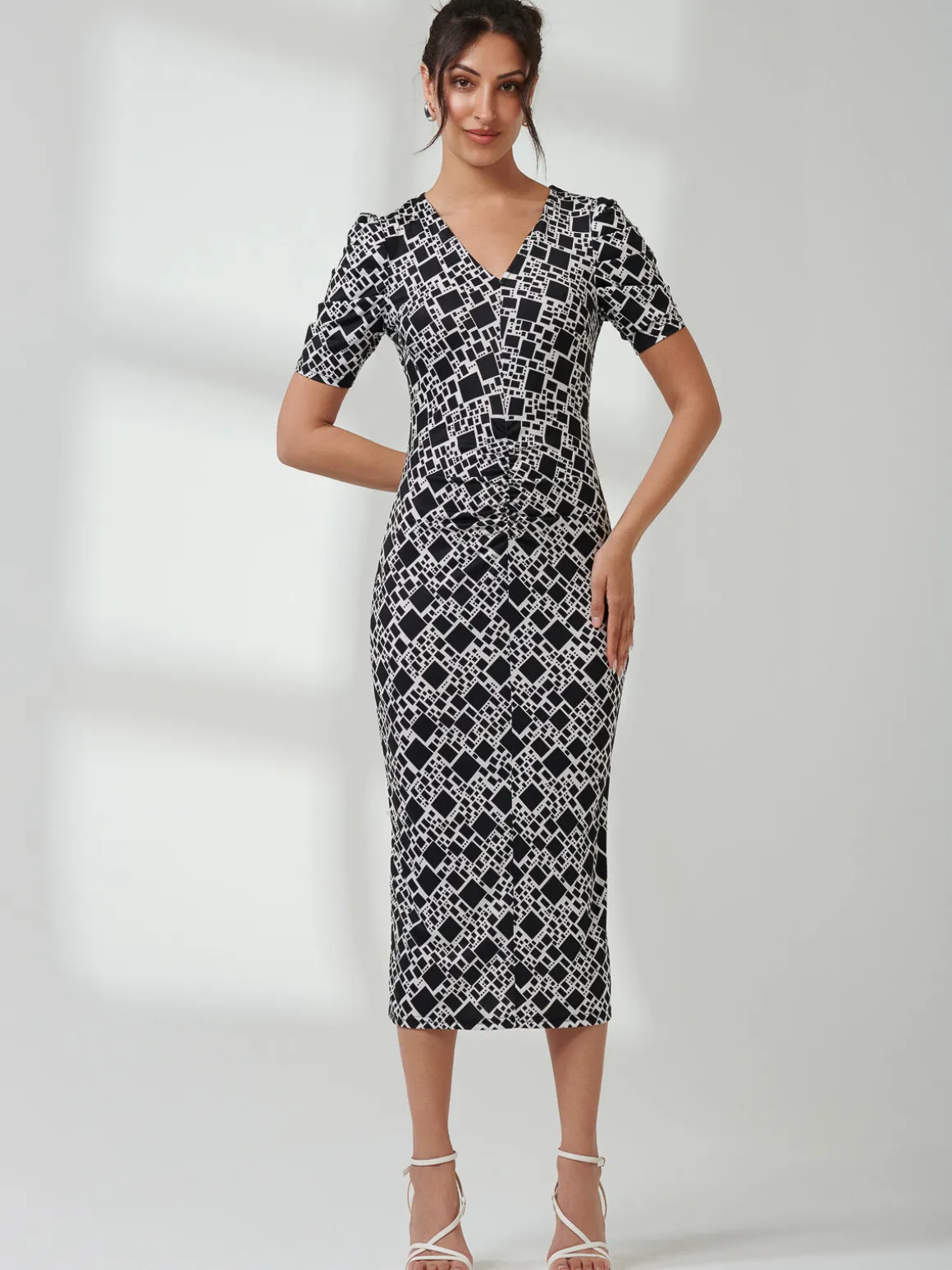 V Neck Bodycon Midi Dress, Black Geo