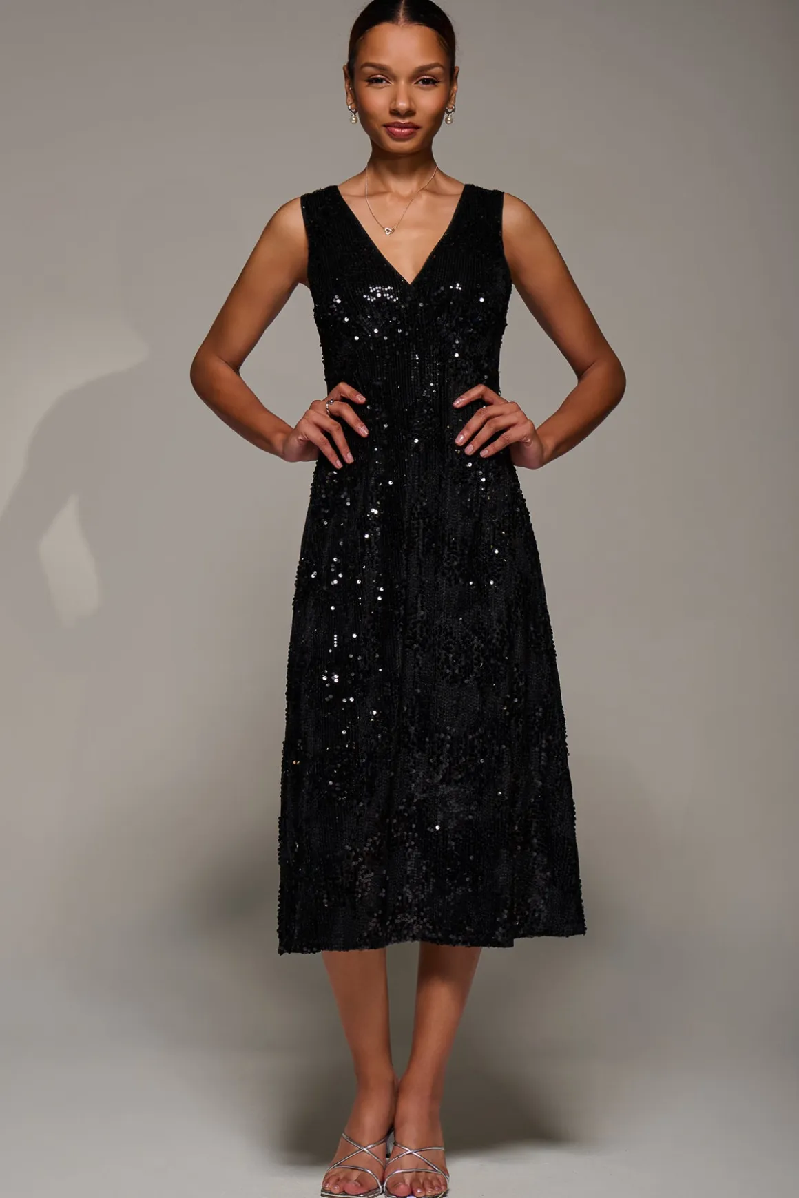 V-Neck Sequin Embellished Velvet Midi Dress, Black