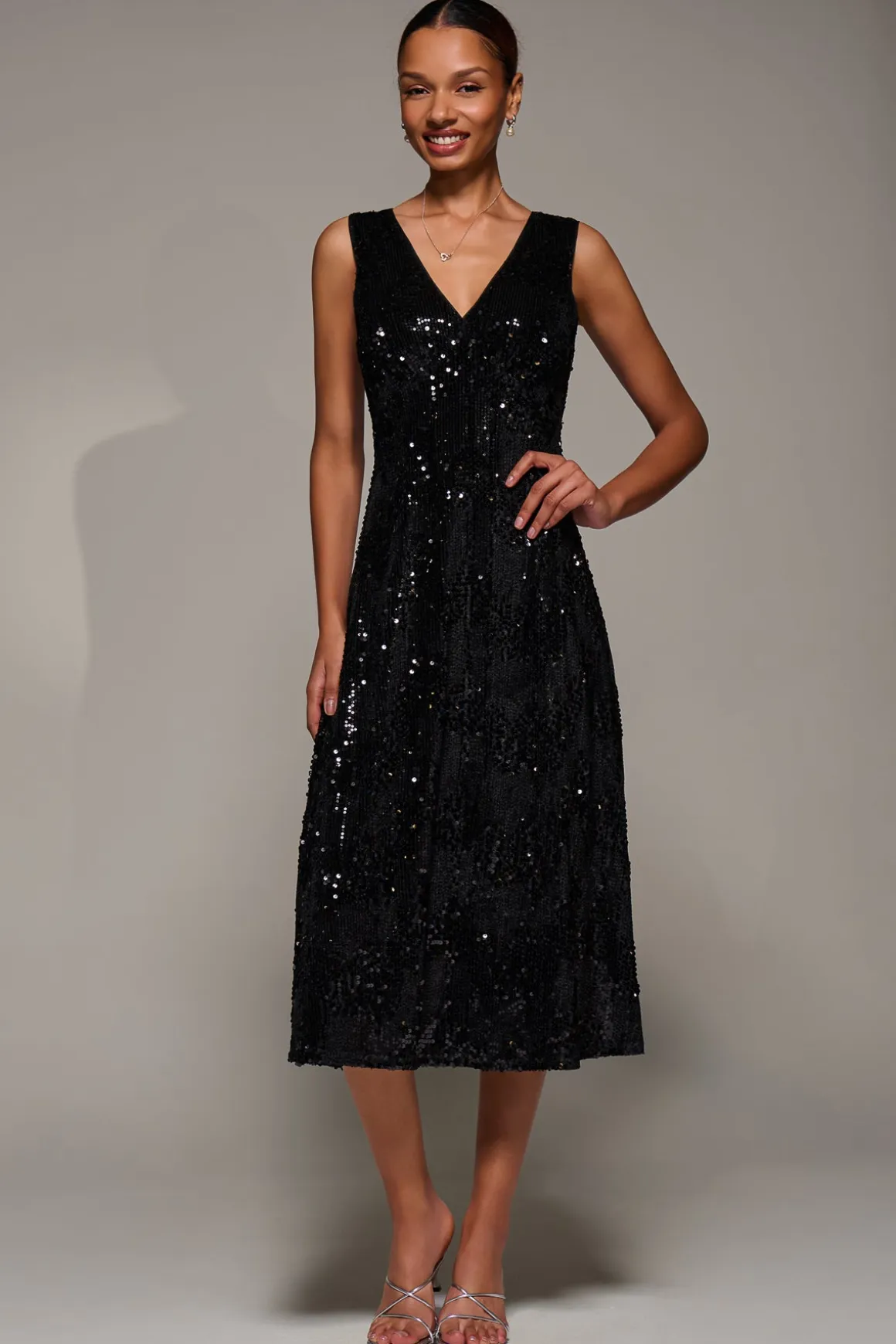 V-Neck Sequin Embellished Velvet Midi Dress, Black